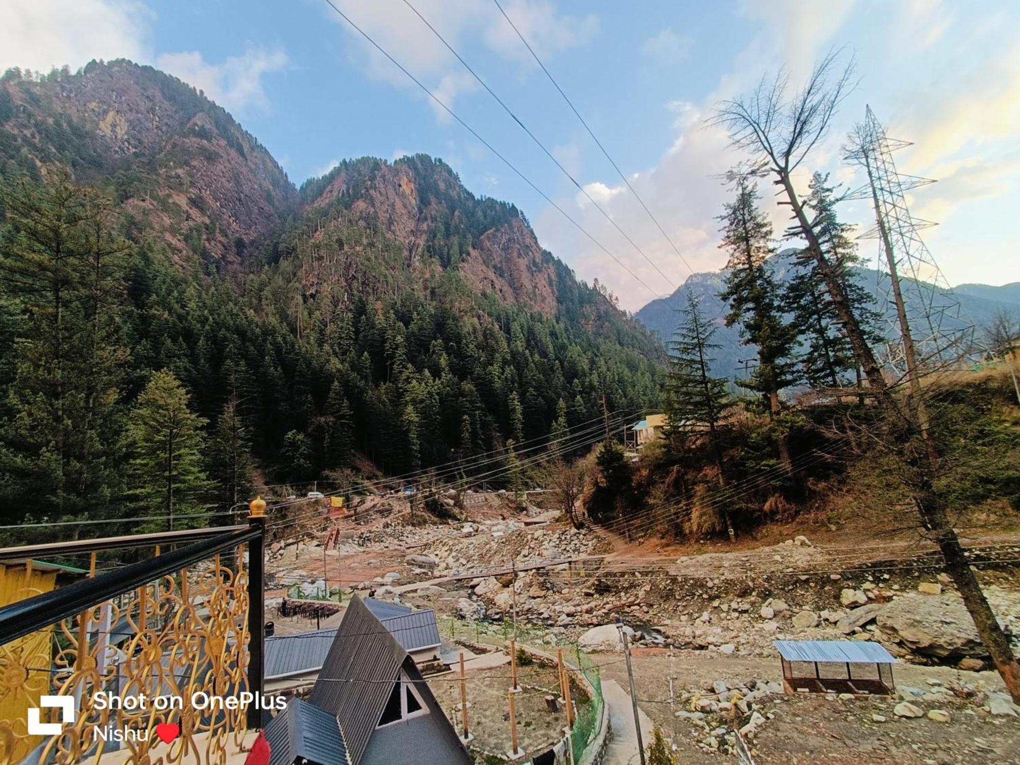 Chojh Inn Guest House Kasol Zewnętrze zdjęcie